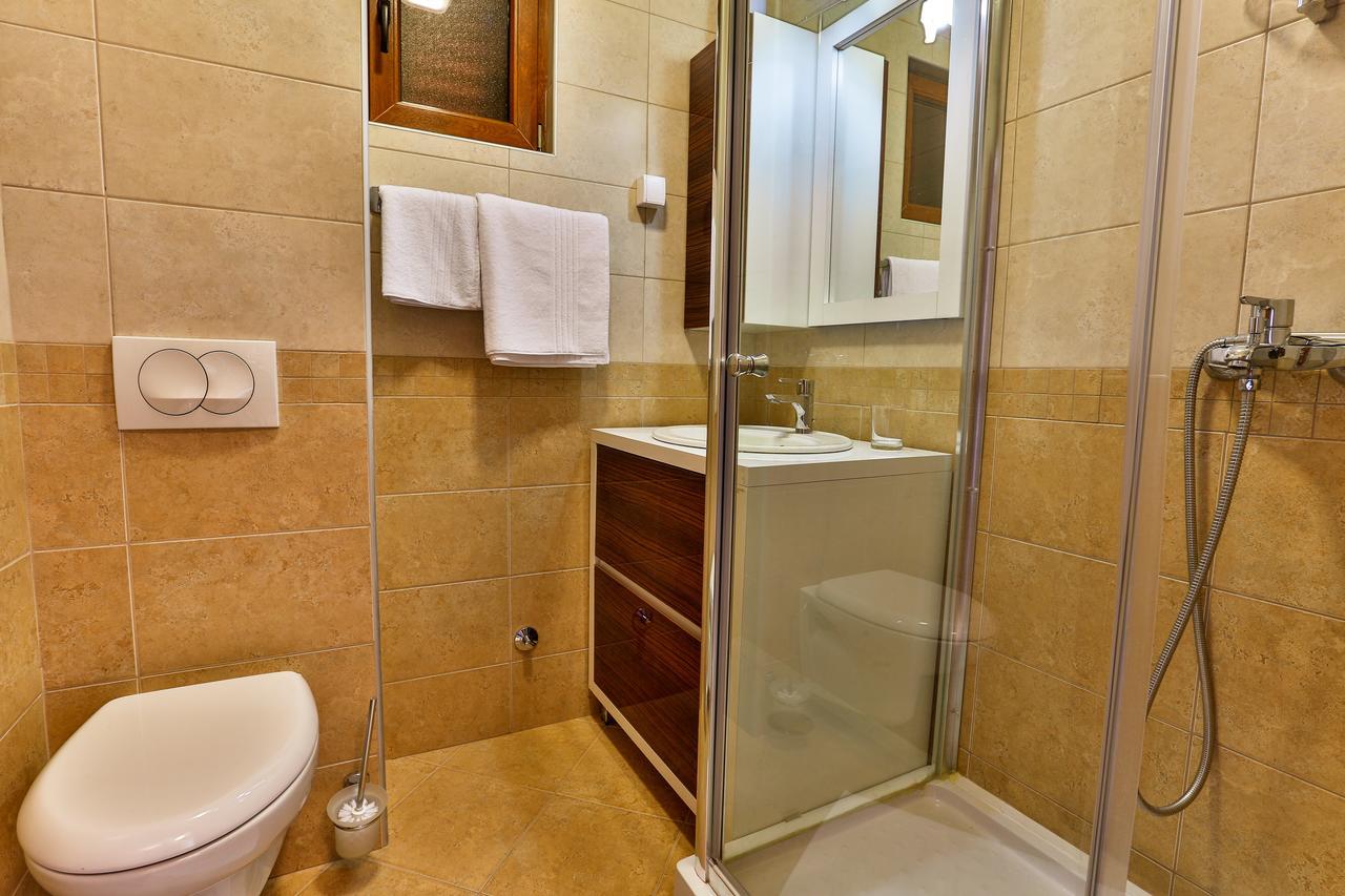 Villa Rijeka Rezevici Petrovac na moru Exterior foto