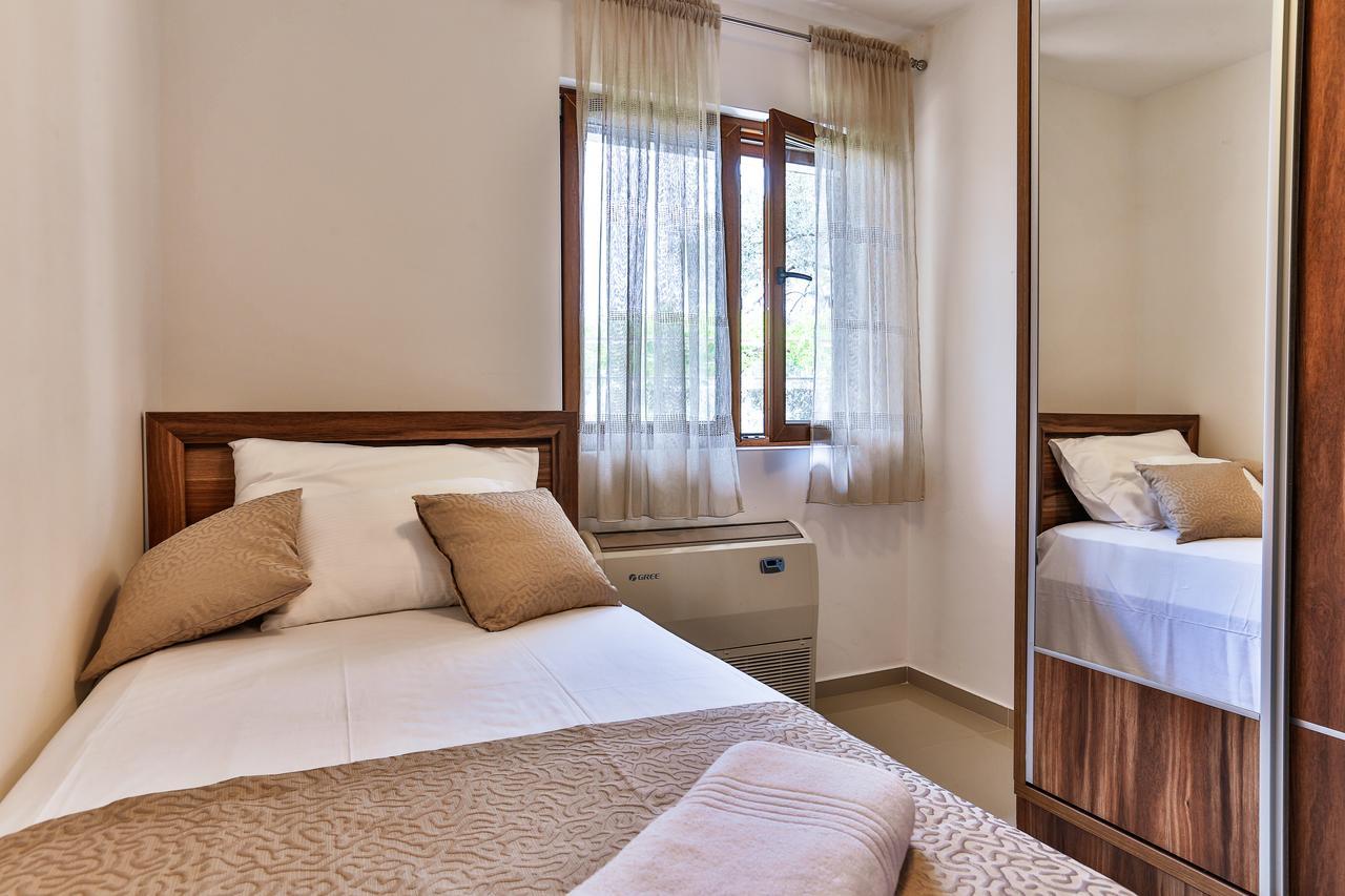 Villa Rijeka Rezevici Petrovac na moru Exterior foto
